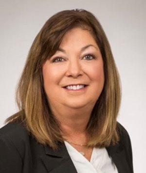 Kathy Oman headshot
