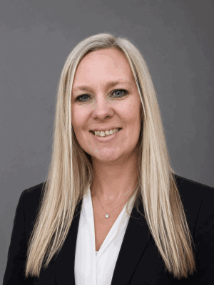 Shannon Neureiter headshot